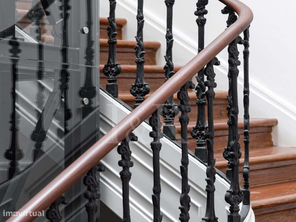 Apartamento T4+3, ideal para investimento, em Alcântara, Lisboa-8