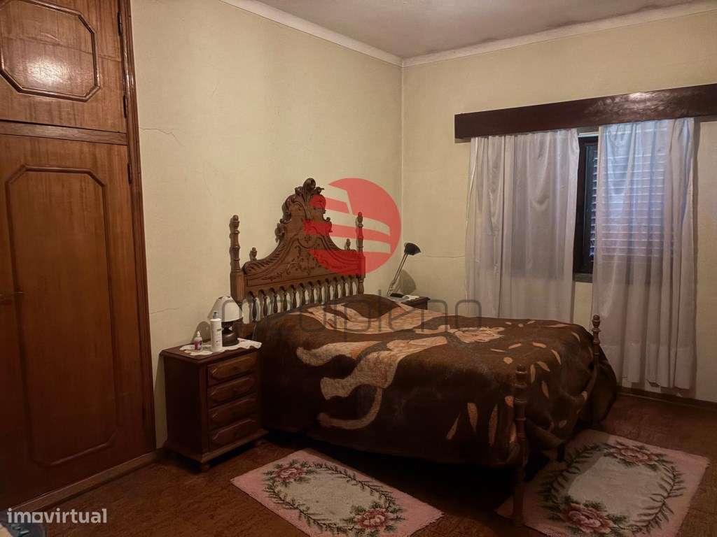 Moradia Bi-Familiar T8 Venda Moimenta da Beira-25
