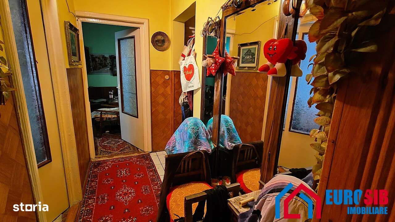 Apartament 3 camere decomandate 2 bai in Sibiu Ciresica-4