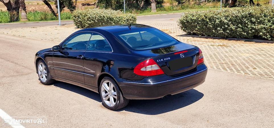 Mercedes-Benz CLK 220 CDi Avantgarde Aut. - 2