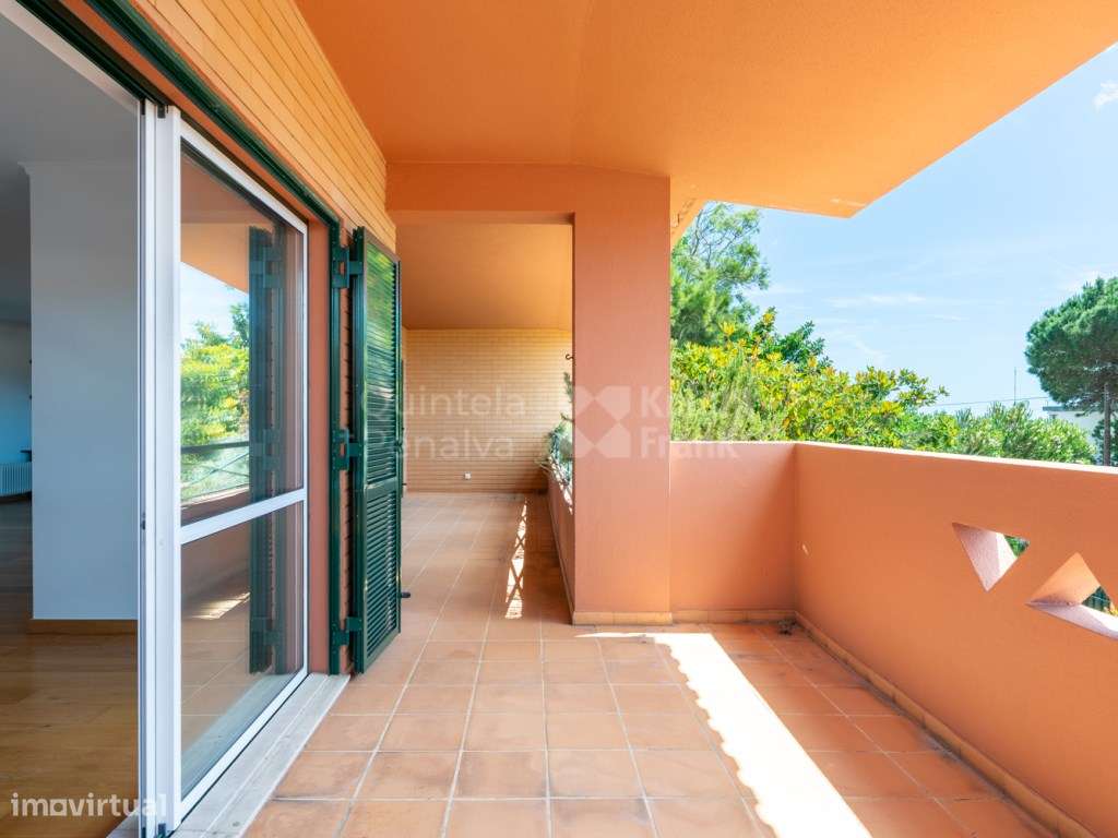 Apartamento T3 duplex com piscina no Monte Estoril, Cascais-18
