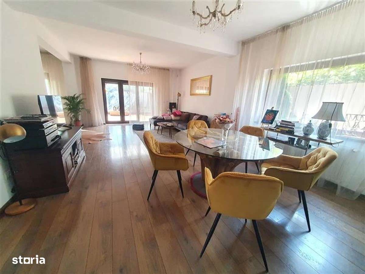 Vila la cheie, cocheta, mobilata-utilata, gradina amenajata - Imagine principală: 4/20