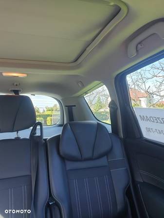 Renault Grand Scenic - 21