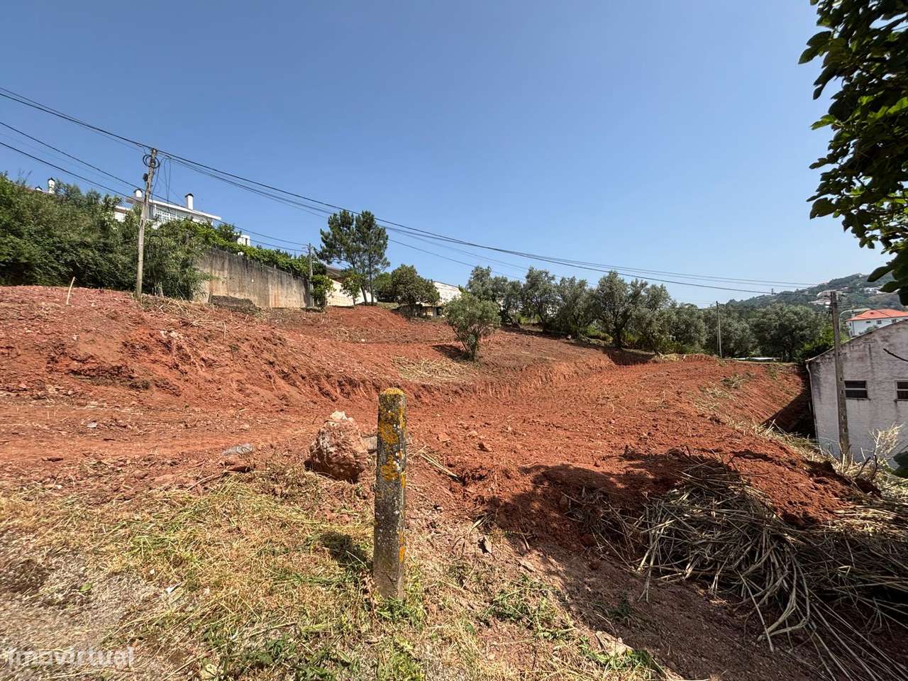 magnifico terreno nos Malheiros para 5 moradias-7