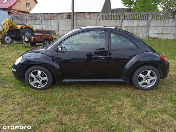Volkswagen New Beetle 1.6 - 5