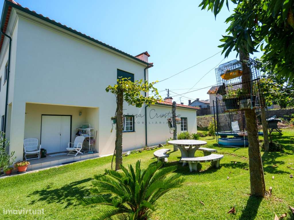 Moradia T3+1 com Jardim na Correlhã, Ponte de Lima 900 m² de terreno-18