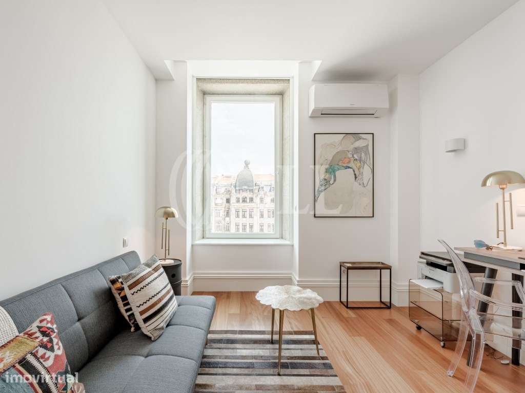 Apartamento T3 com dois lugares de garagem em Aliados, Porto-3