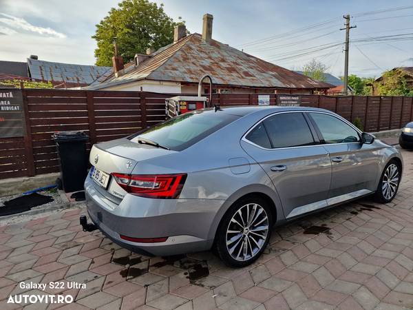 Skoda Superb 2.0 TDI DSG L&K - 5