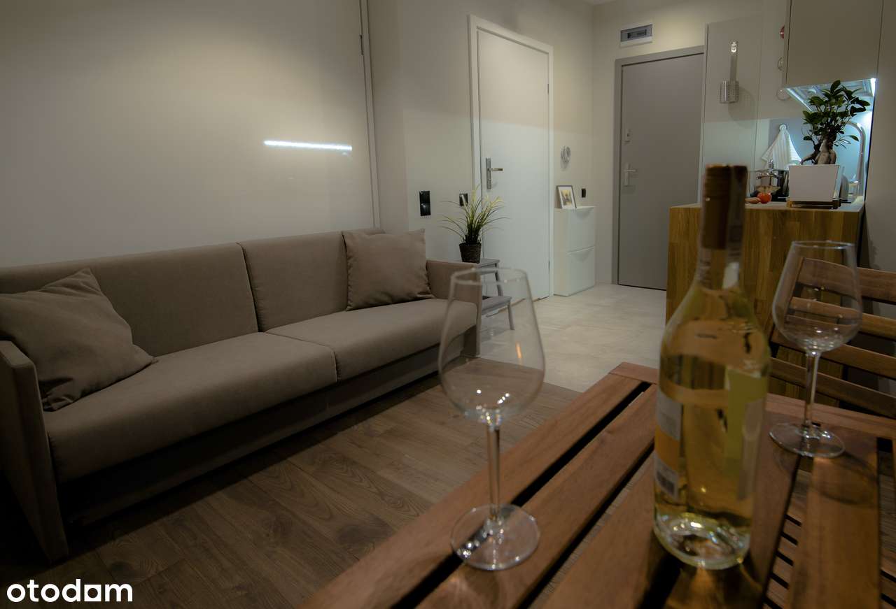 Aparthotel przy ul Juliusza Lea na sprzedaż-1