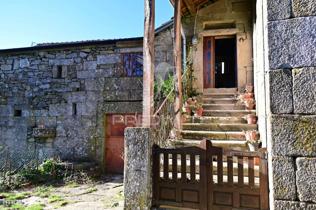 Casa Rústica com 5 Quartos – Ideal para Turismo Rural - Grande imagem: 5/10