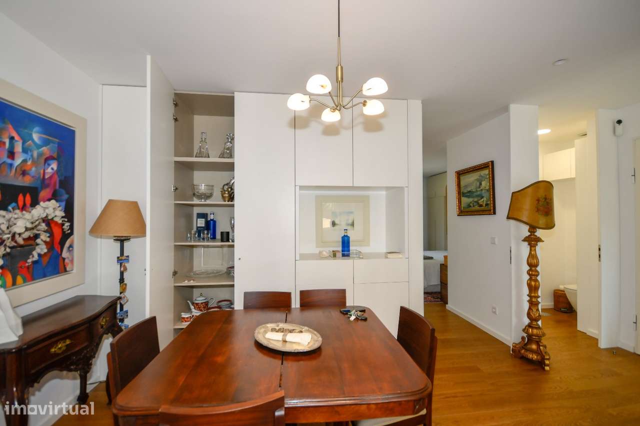 T1 de luxo c/ varanda à Marechal Gomes da Costa - Grande imagem: 5/49