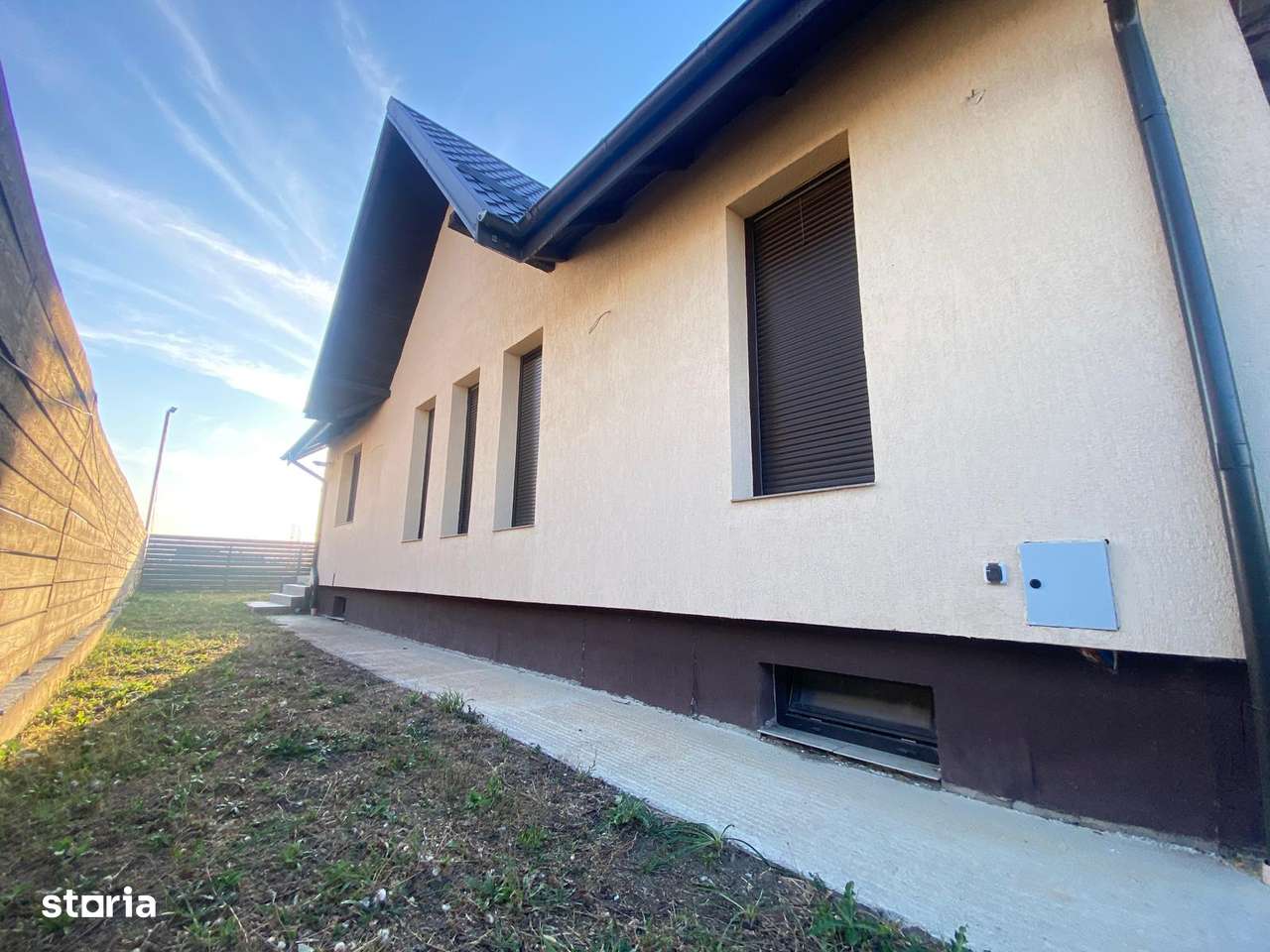 FINALIZATA! Casa 3 camere +garaj 93 mp Valea Ursului Miroslava - Imagine principală: 2/13