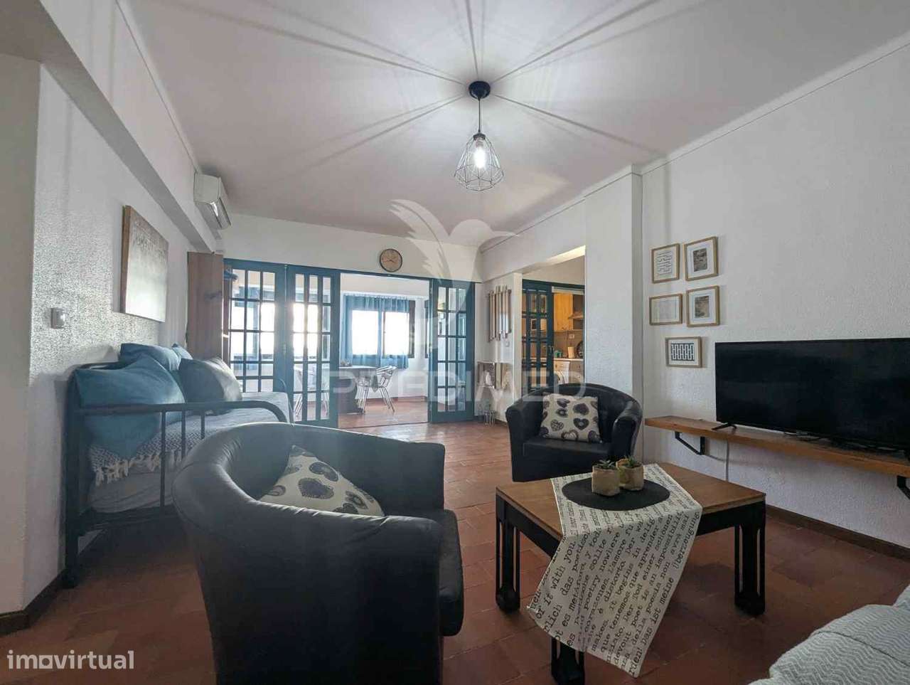 T1 espaçoso, todo equipado e mobilado, 5º andar, vista rio - Grande imagem: 4/17