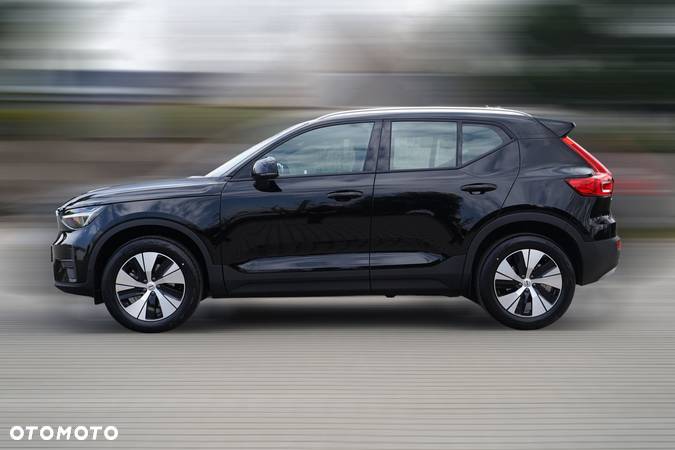 Volvo XC 40 B3 Plus Dark - 8