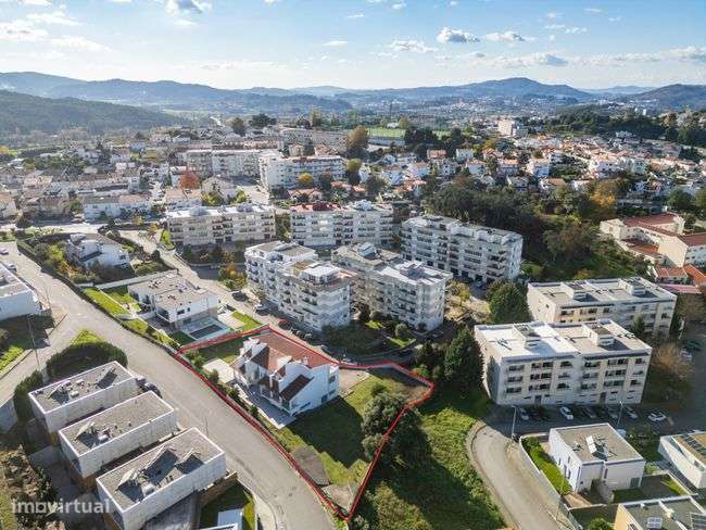 Moradia T5 à venda em Braga - Fraião-19