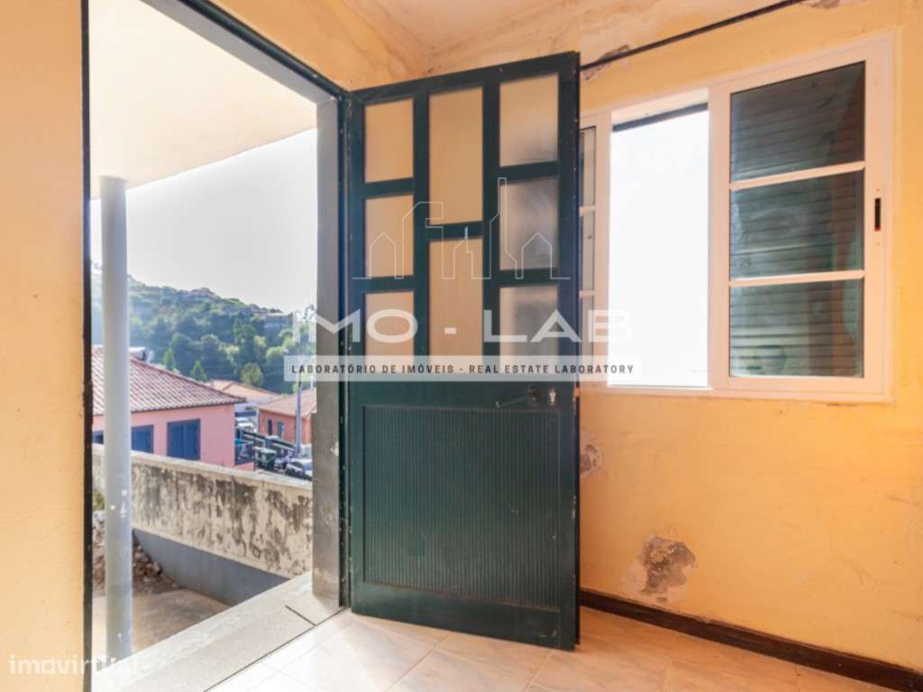 Moradia T2 - Ampla Garagem - Câmara de Lobos-40