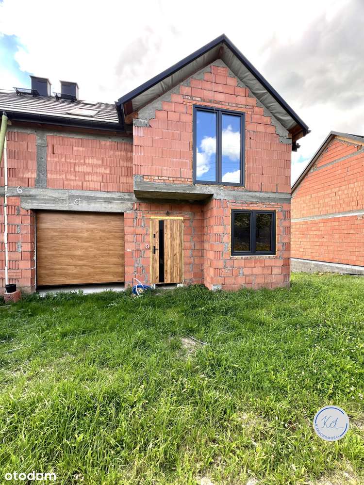 Bliźniak w zielonej części Skawiny-8