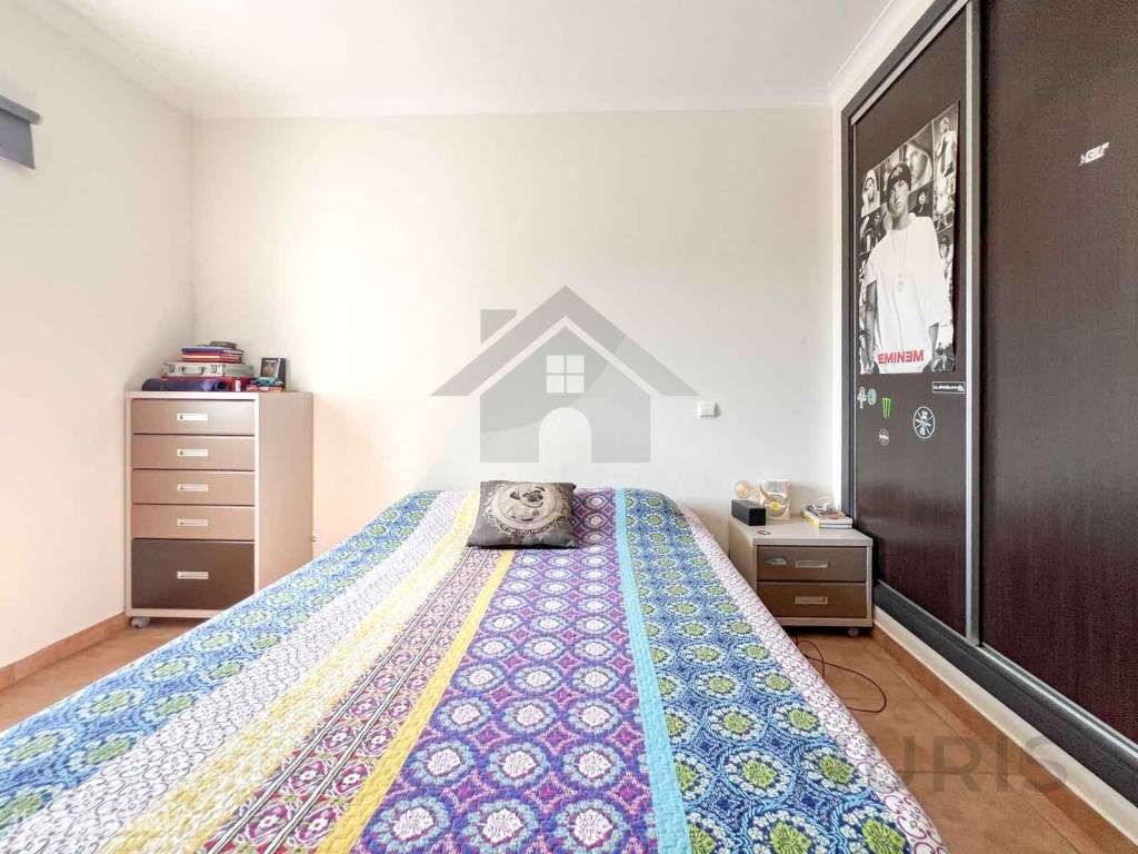 Moradia T3 com piscina para venda em Lagos-30