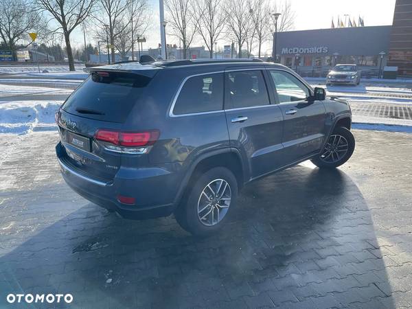 Jeep Grand Cherokee - 9