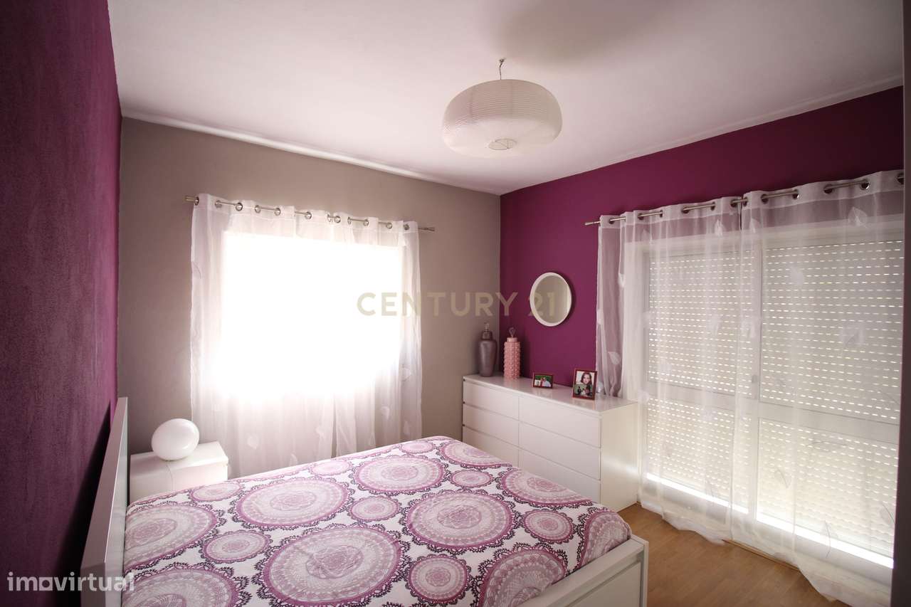 Moradia Bi-familiar em Lagares, Penafiel - Oportunidade Única!-13