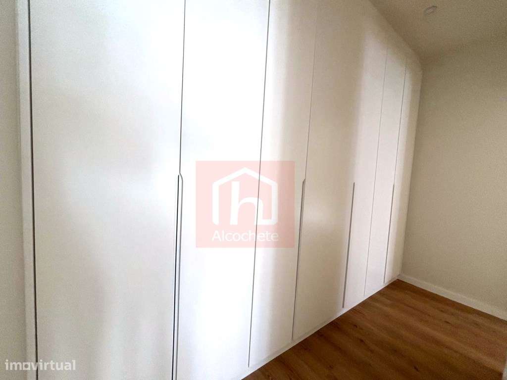 Apartamento duplex T2 no centro histórico Alcochete-19