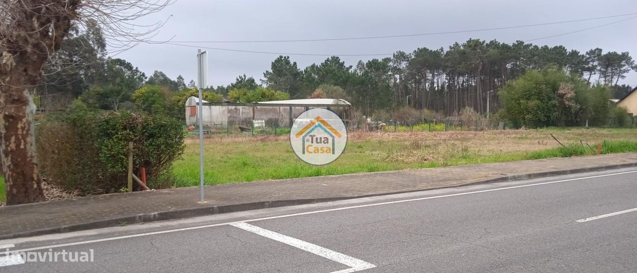 Lote para Construção de Moradia com a Área de 766,70 m2 - Grande imagem: 1/20