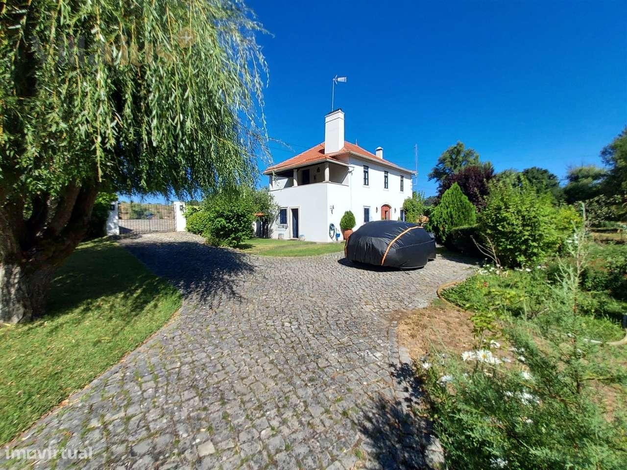 Moradia T4 senhorial c/ terreno entre Tomar e Fátima-5