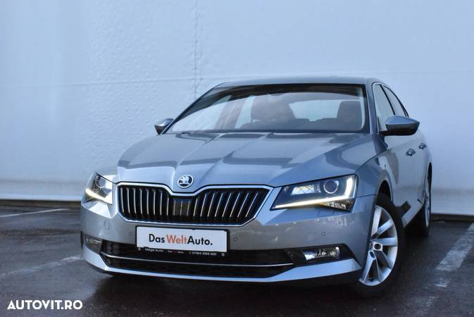 Skoda Superb 2.0 TDI DSG Style - 2