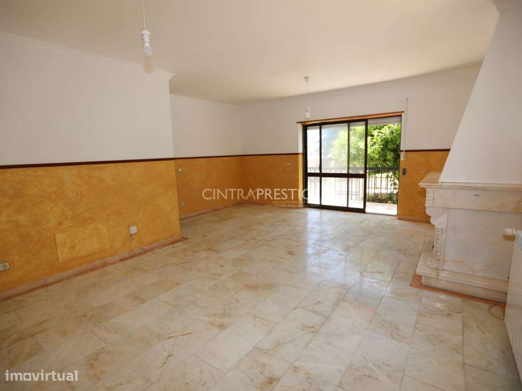 Lourel -Moradia T4 com sotão , garagem e churrasqueira - Conforto, ...-7