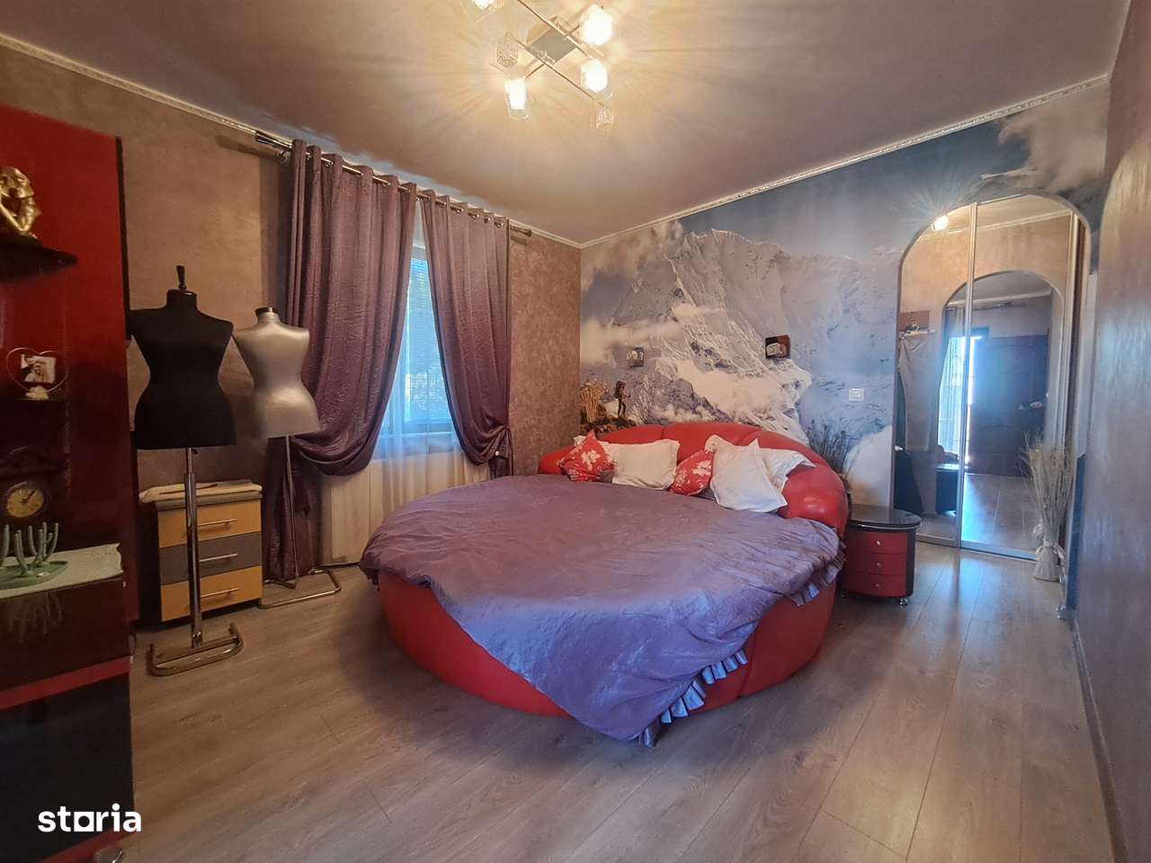 Casa individuala cu piscina. P+1+M. zona foarte buna - Imagine principală: 4/20