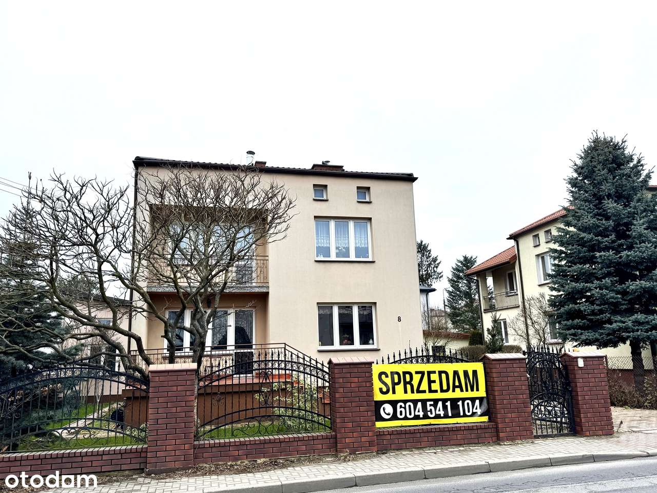 Dom wolnostojący w świetnej lokalizacji | gotowy do zamieszkania - Pełny obrazek: 2/19