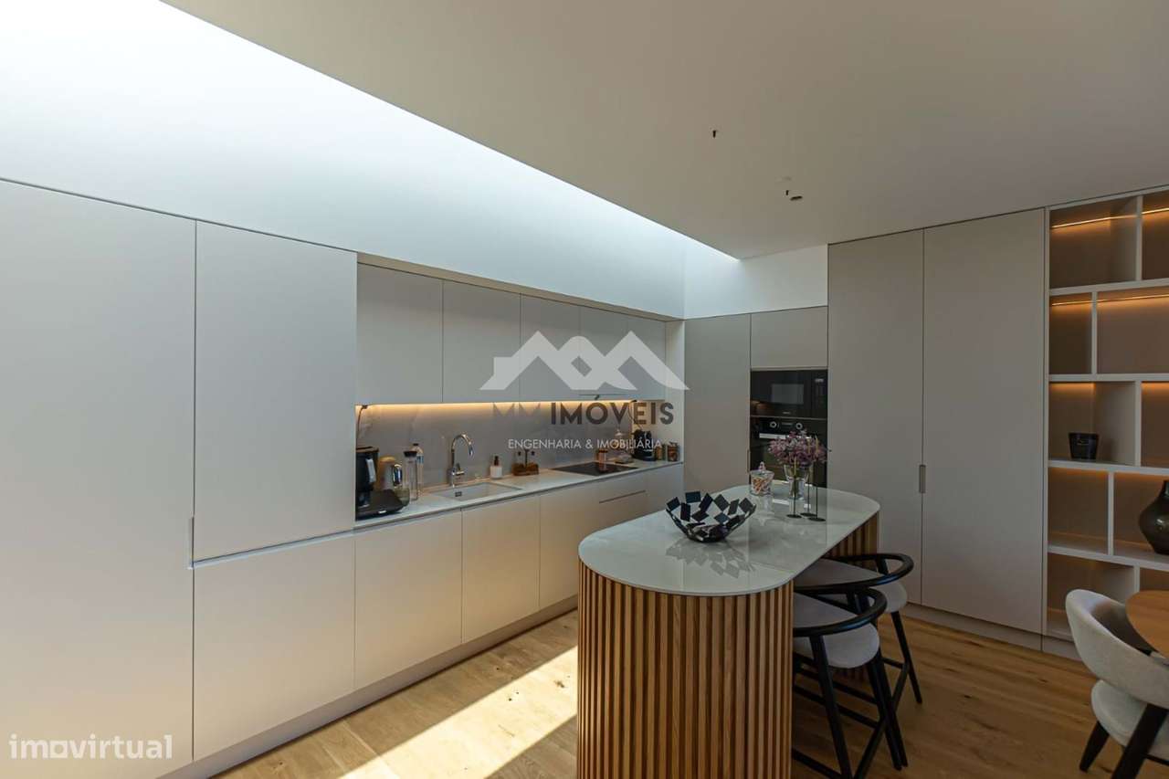 T3 Luxo Último Piso | Leça da Palmeira | Vistas de Mar | Varanda a Poe-24