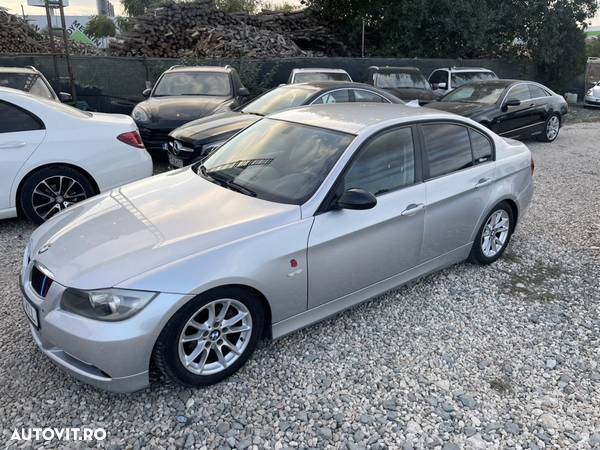 BMW Seria 3 320d DPF Aut. Edition Fleet Sport - 1