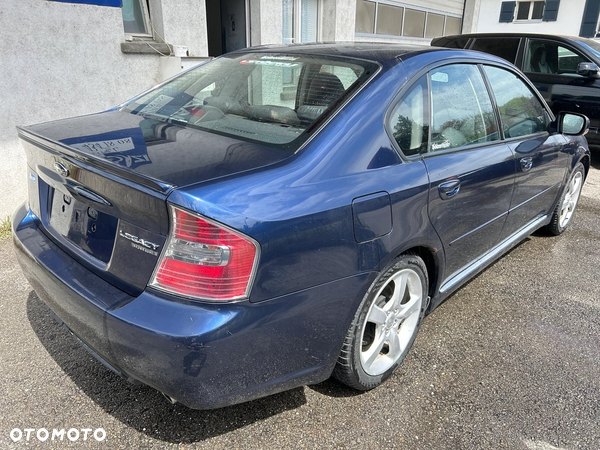 Subaru Legacy Kombi 3.0 H6 Spec B - 4