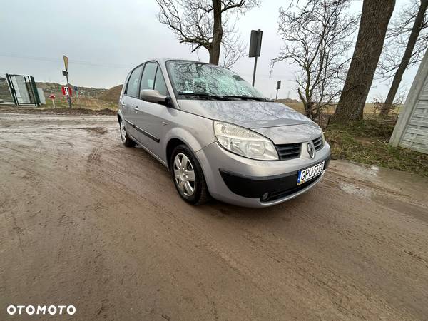 Renault Scenic 1.5 dCi Exception - 11