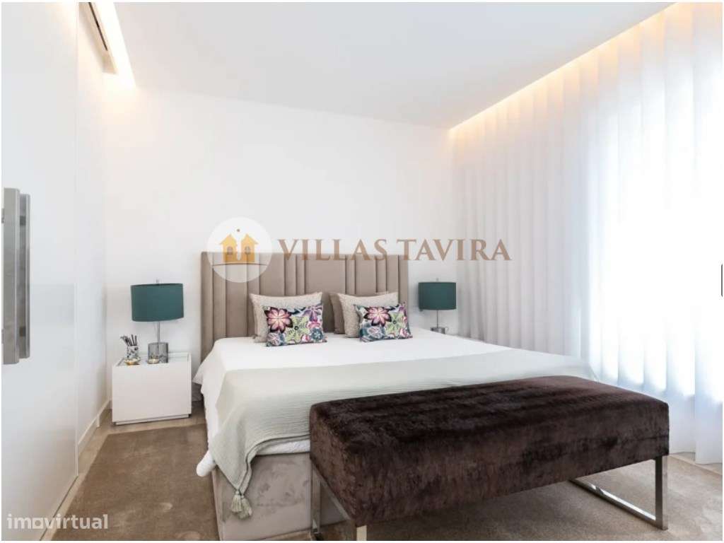 Moradia T3 de Luxo com Piscina, Vista Mar e Acabamentos Premium-33