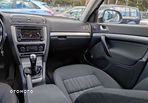 Skoda Octavia 1.8 TSI Ambiente - 26