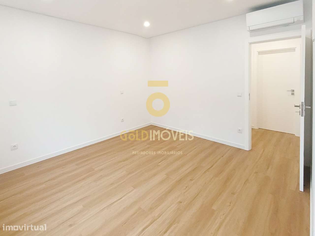 Moradia Geminada T3 Venda em Recezinhos (São Mamede),Penafiel-27