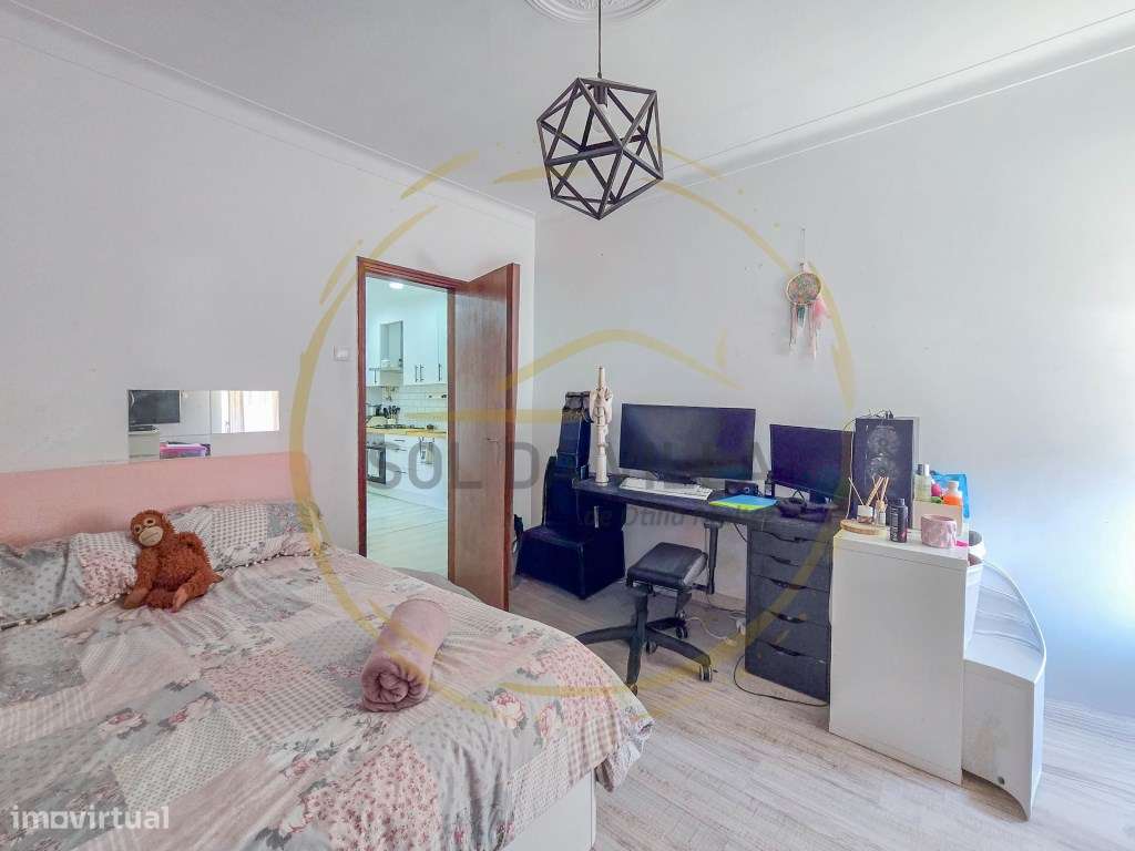 Apartamento T3 Cova da Piedade rés do chão e logradouro - 285.000€-9