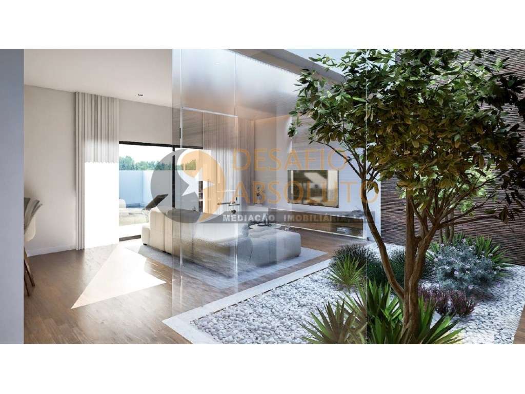 Moradia Geminada Térrea T4 c/ Piscina. Fernão Ferro - Grande imagem: 2/21