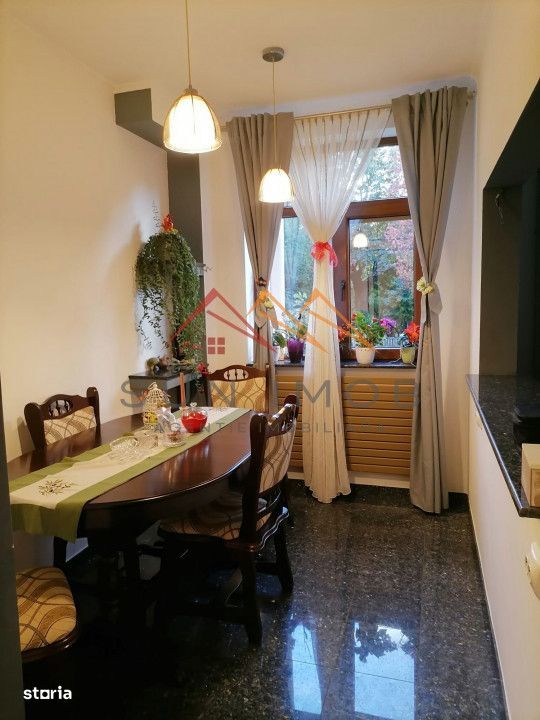 Apartament 4 camere, 105mp, 3 boxe, zona ultracentrala