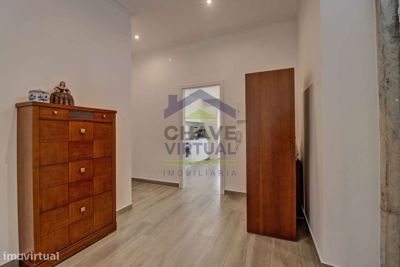 Apartamento T3 com Terraço Amplo - Centro Bombarral-23