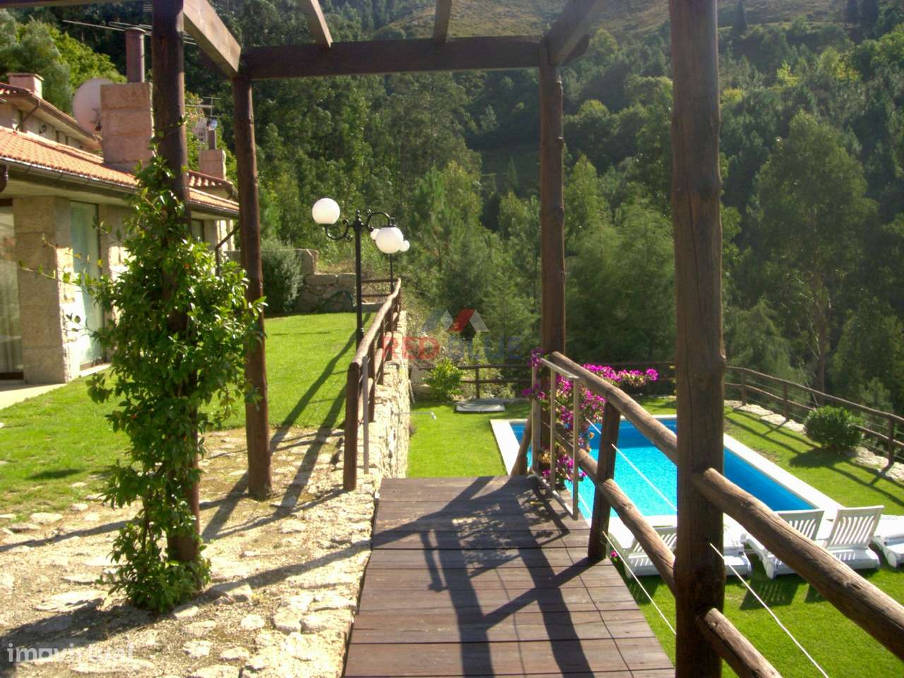 MORADIA T3+1, COM PISCINA, BARRAGEM DA CANIÇADA, GERÊS-21