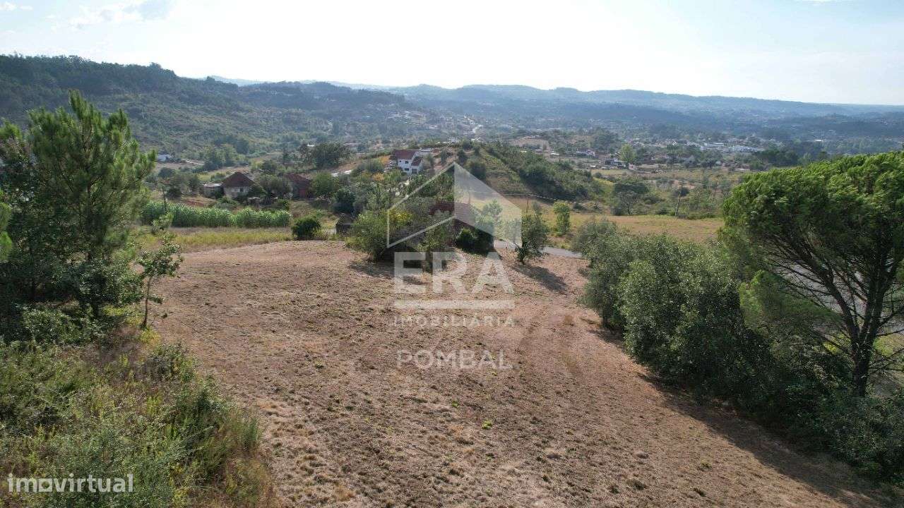 Moradia T3 localizada em Vila Cã, Pombal-8