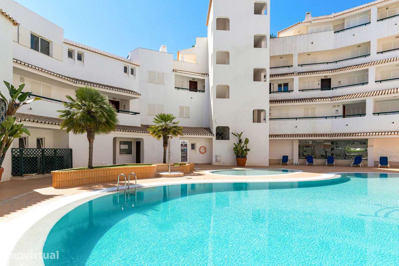 Penthouse Excecional com Amplo Terraço e Vistas Panorâmicas para o Mar-31