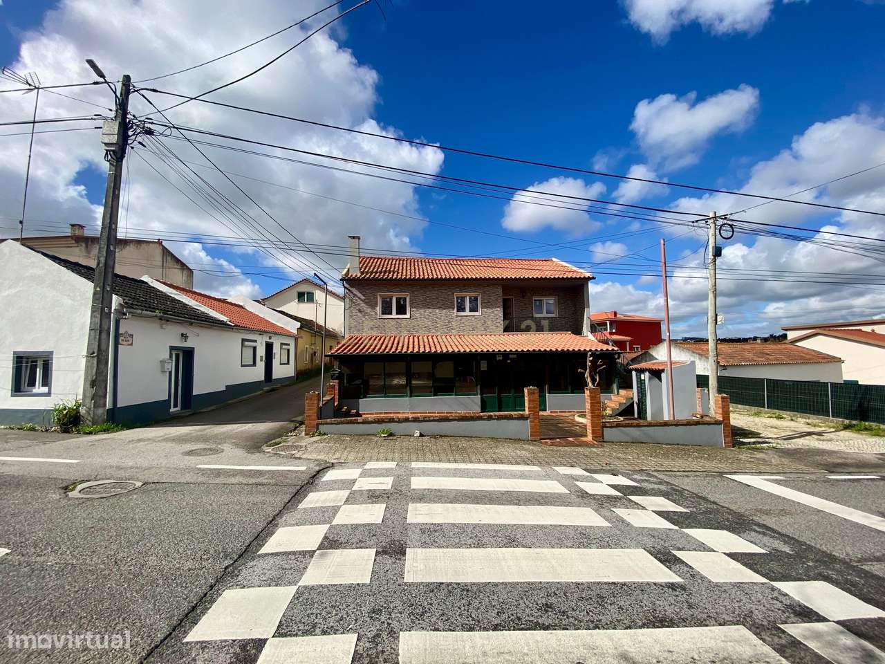 Imóvel para Comércio e Habitação - Grande imagem: 2/45