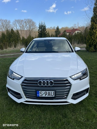 Audi A4 2.0 TFSI ultra Design S tronic - 2