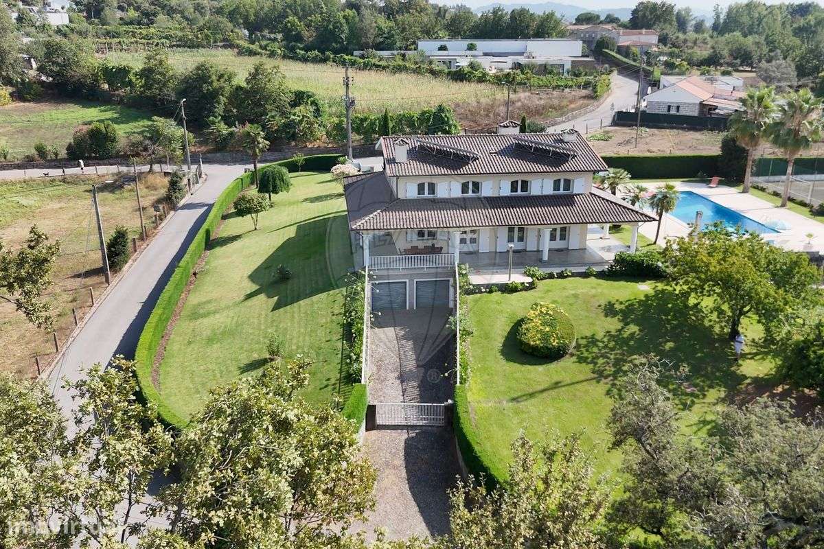 Moradia T6 para venda - Grande imagem: 2/43