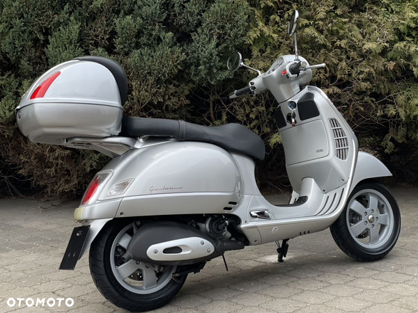 Piaggio Vespa - 3