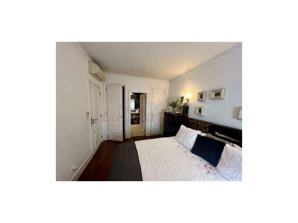 Apartamento T4 no Infantado-38